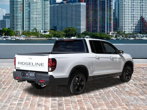 New 2026 Honda Ridgeline Black Edition image 5