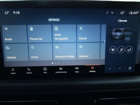 Used 2023 Lincoln Nautilus FWD w/ Premium Package image 34