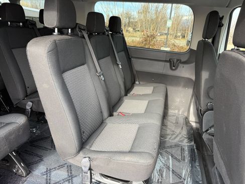 Used 2023 Ford Transit 350 XL image 21