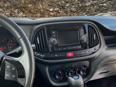 Used 2020 RAM ProMaster City Tradesman SLT image 6