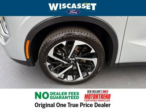 Used 2024 Mitsubishi Outlander SE image 26