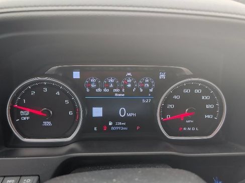 Used 2019 Chevrolet Silverado 1500 High Country w/ Technology Package AWD/4WD image 10