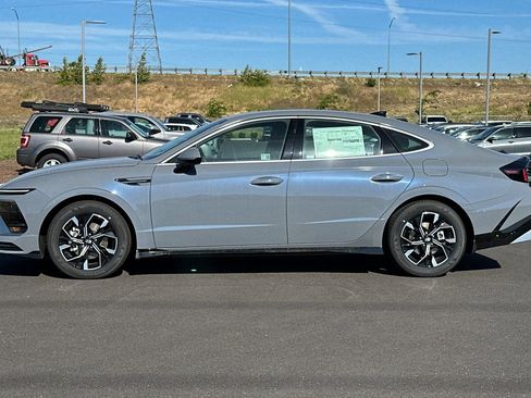 New 2025 Hyundai Sonata SEL image 6