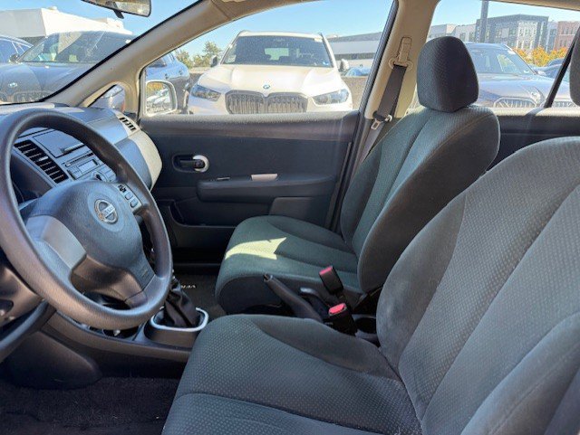 Used 2012 Nissan Versa 1.8 S w/ Plus Pkg FWD image 4