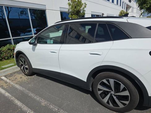 Used 2024 Volkswagen ID.4 2WD image 7