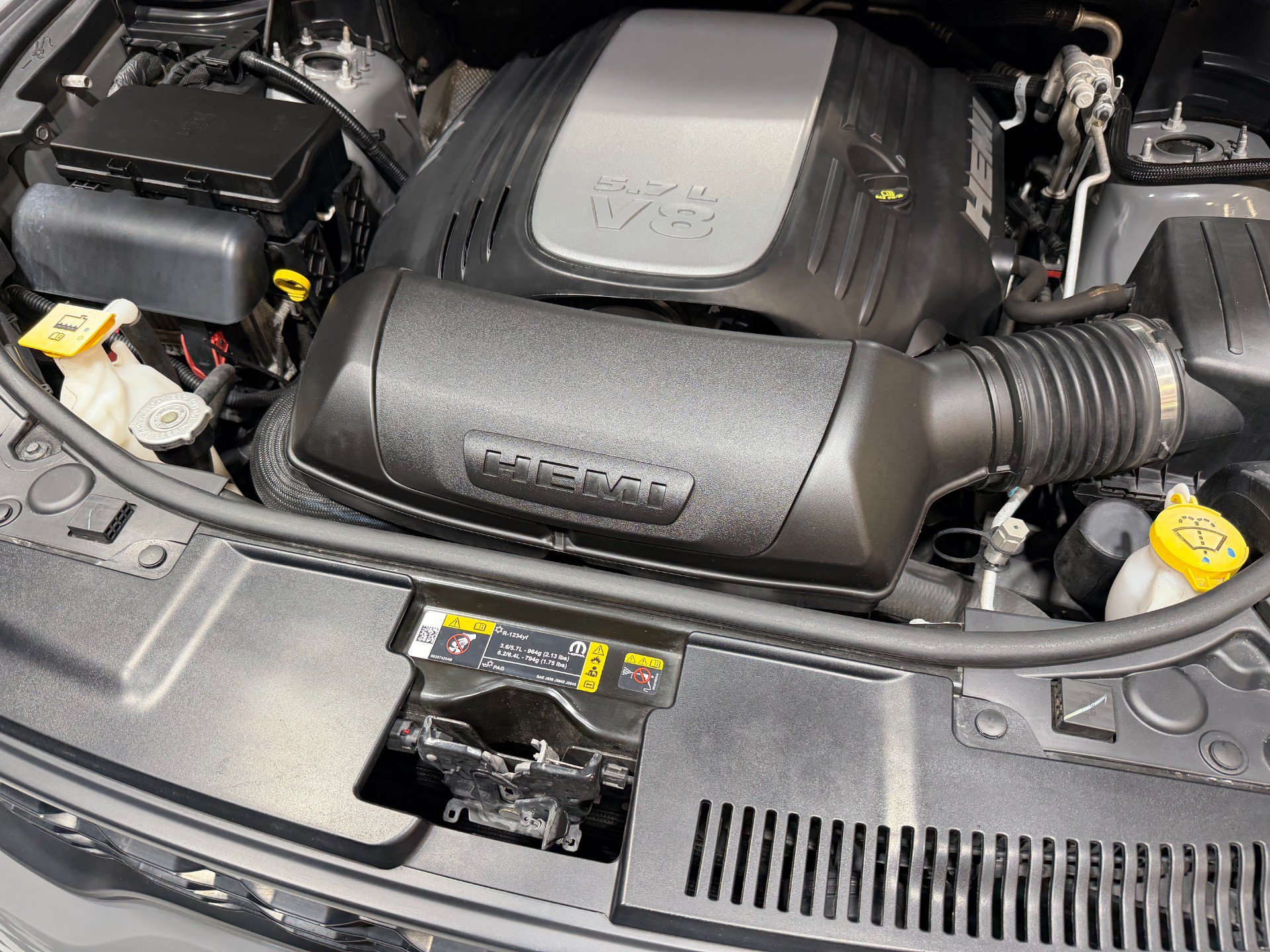 Used 2023 Dodge Durango R/T w/ Blacktop Package AWD/4WD image 69