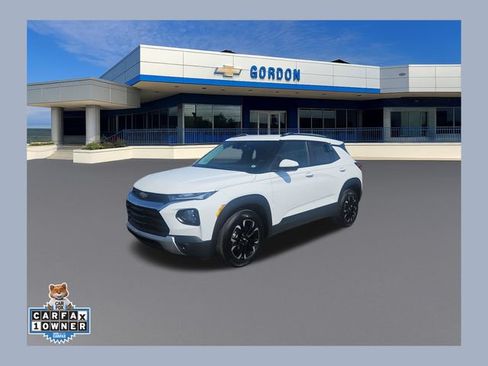 Used 2023 Chevrolet TrailBlazer LT FWD image 1