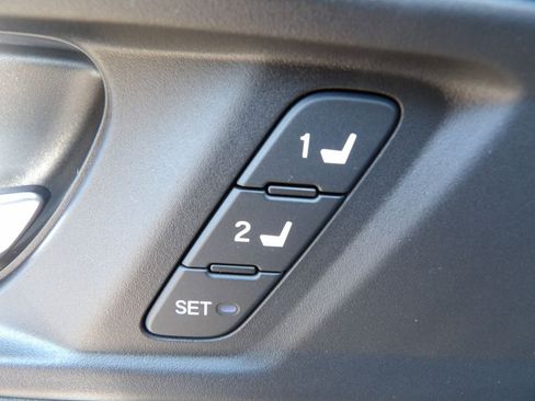 Used 2025 Honda Accord EX-L image 14