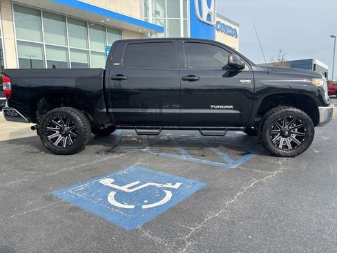Used 2019 Toyota Tundra SR5 image 4