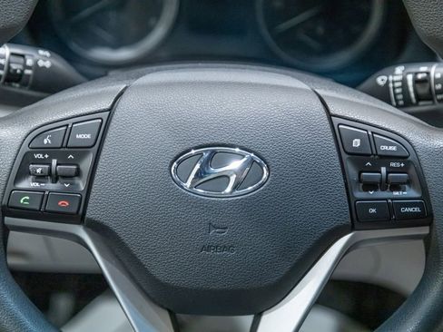 Used 2018 Hyundai Tucson SEL image 12