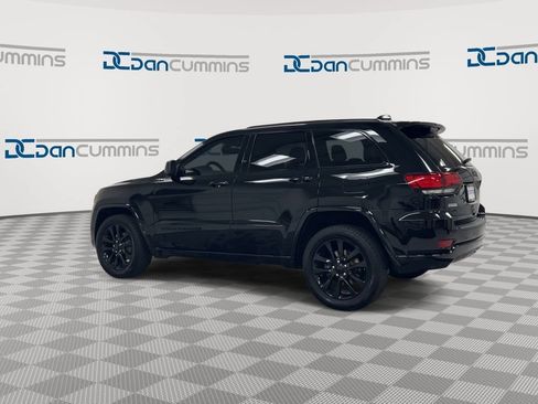 Used 2020 Jeep Grand Cherokee Altitude AWD/4WD image 6