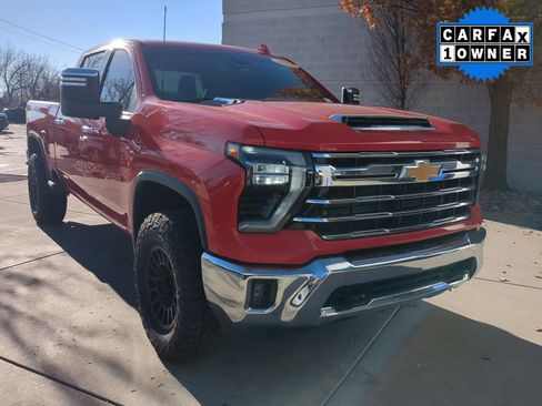 Used 2024 Chevrolet Silverado 3500 LTZ image 8