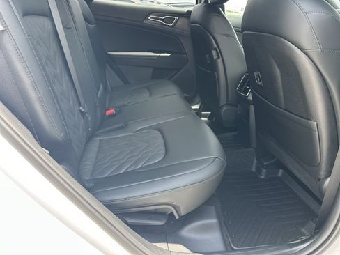 Certified 2025 Kia Sportage X-Line AWD/4WD image 19