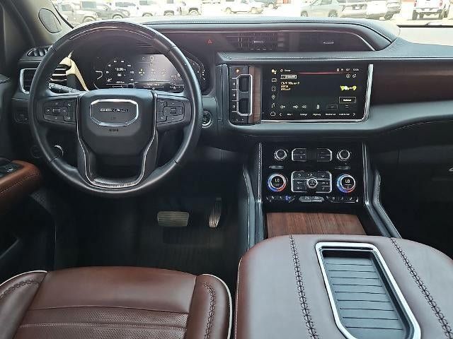 Used 2024 GMC Yukon XL Denali Ultimate AWD/4WD image 21