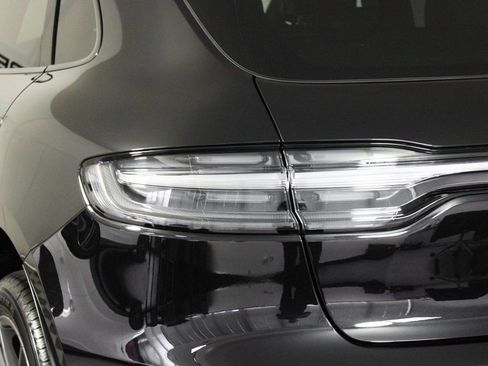 Certified 2025 Porsche Macan Turbo AWD/4WD image 12