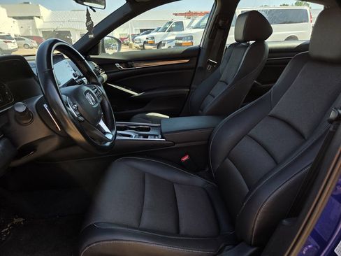 Used 2022 Honda Accord Sport image 14