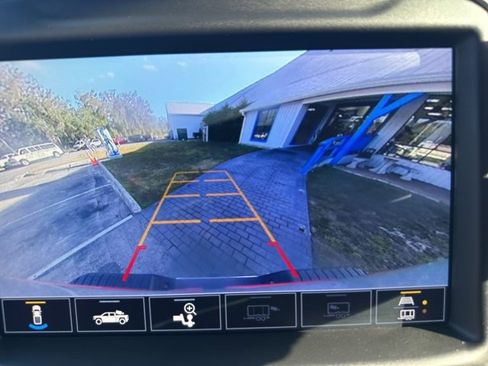 Used 2022 Chevrolet Silverado 3500 LTZ image 88