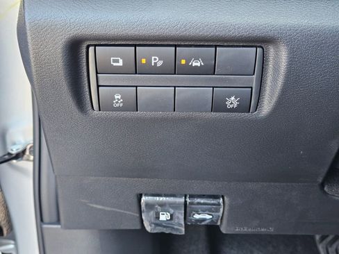 New 2025 Nissan Versa S w/ Trunk Package image 29