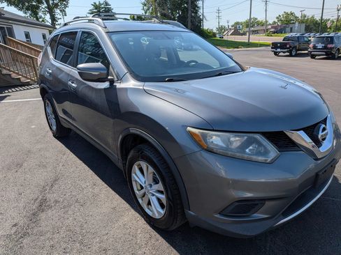 Used 2014 Nissan Rogue SV AWD/4WD image 8