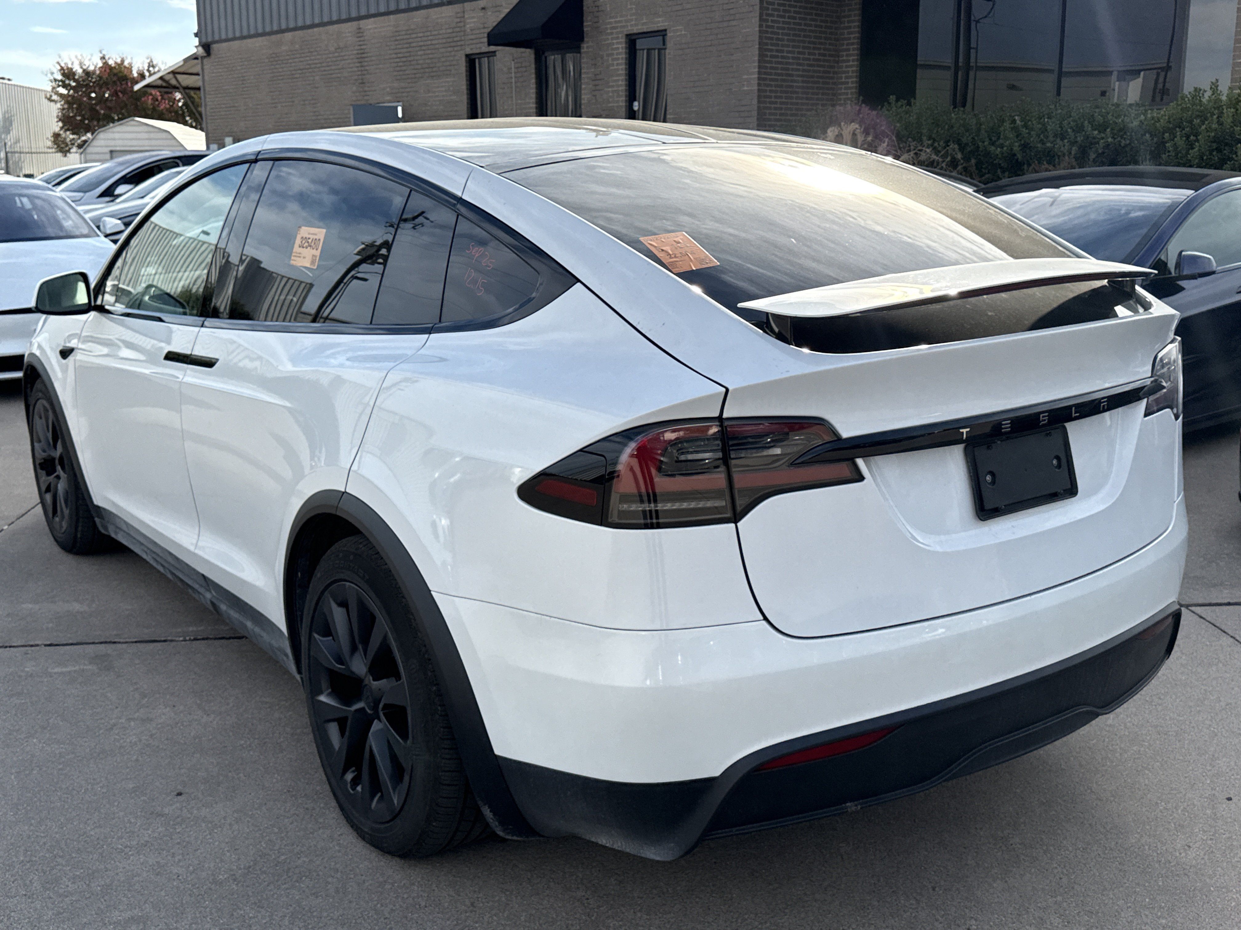 Used 2025 Tesla Model X AWD/4WD image 4