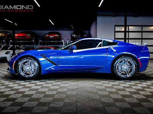 Used 2016 Chevrolet Corvette Stingray 2LT w/ 2LT Preferred Equipment Group image 9
