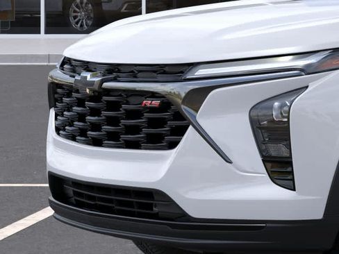 New 2026 Chevrolet Trax RS w/ Sunroof Package FWD image 13