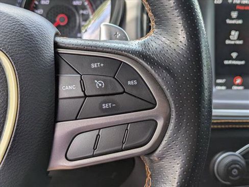 Used 2022 Dodge Charger Scat Pack RWD image 12