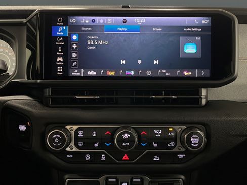 New 2026 Jeep Gladiator Sport AWD/4WD image 12