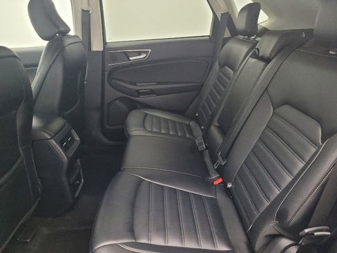 Used 2024 Ford Edge SEL image 18