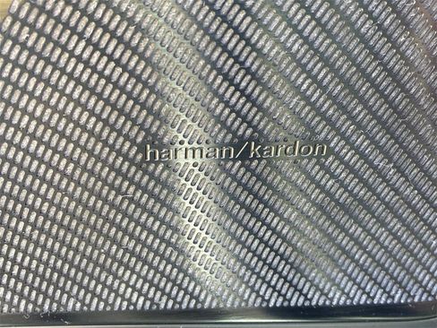 Used 2021 Volvo S60 T5 Inscription image 26