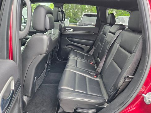 Used 2019 Jeep Grand Cherokee Limited w/ Luxury Group II AWD/4WD image 33