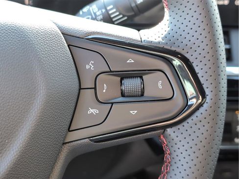 New 2026 Chevrolet Trax RS w/ Driver Confidence Package image 19