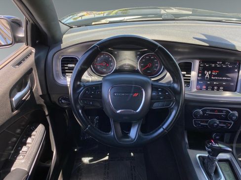 Used 2023 Dodge Charger SXT RWD image 12