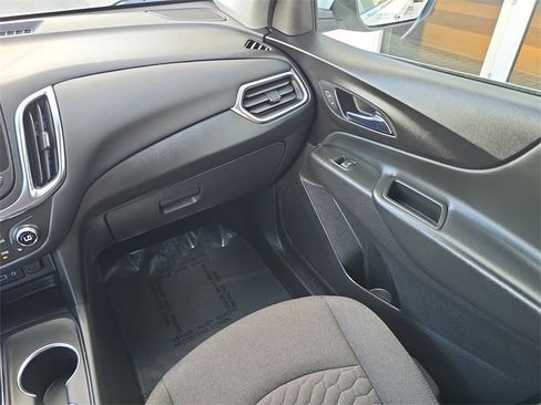 Certified 2021 Chevrolet Equinox LT image 14