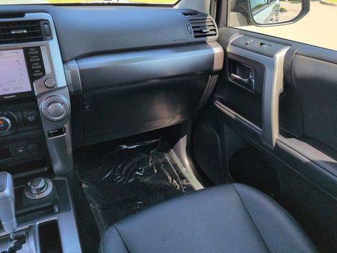 Certified 2022 Toyota 4Runner TRD Sport w/ Technology Package AWD/4WD image 17
