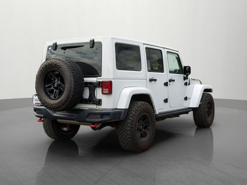 Used 2017 Jeep Wrangler Unlimited Rubicon AWD/4WD image 7