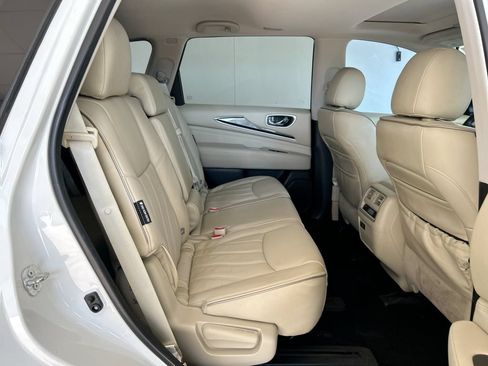 Used 2020 INFINITI QX60 Luxe w/ Essential Package FWD image 38