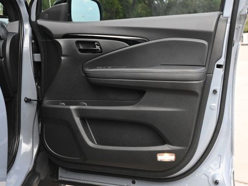 Used 2023 Honda Passport Elite image 28