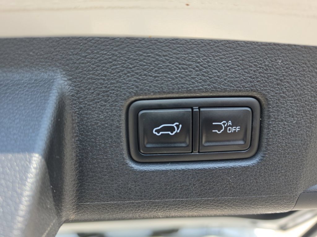Used 2024 Kia Telluride SX Prestige w/ Towing Package AWD/4WD image 11