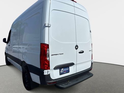 New 2026 Mercedes-Benz Sprinter 144 Cargo image 8