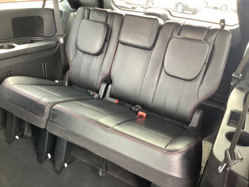 Used 2019 Dodge Grand Caravan GT FWD image 13