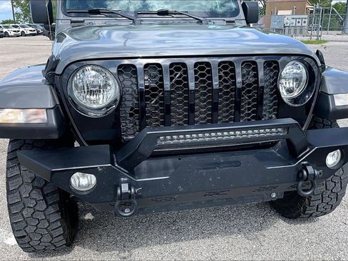 Used 2023 Jeep Gladiator Willys image 40