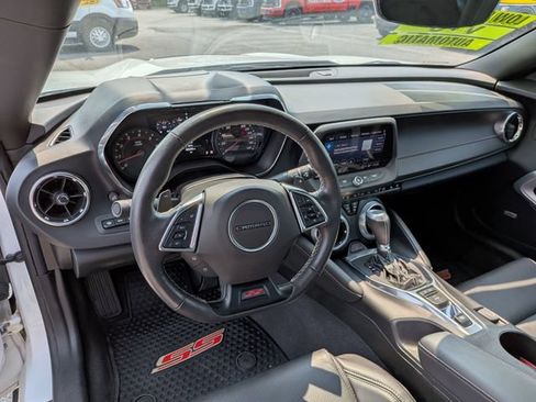 Used 2024 Chevrolet Camaro SS RWD image 8