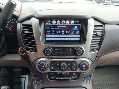 Used 2019 Chevrolet Tahoe Premier RWD image 12