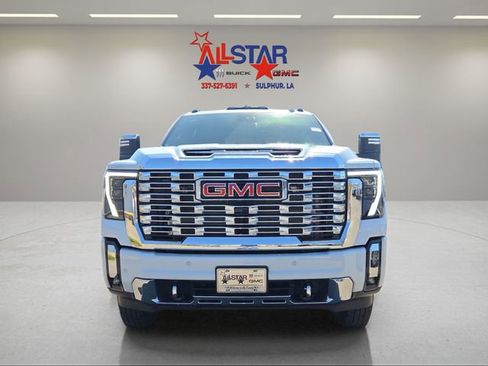 New 2026 GMC Sierra 3500 Denali w/ Denali Reserve Package image 2