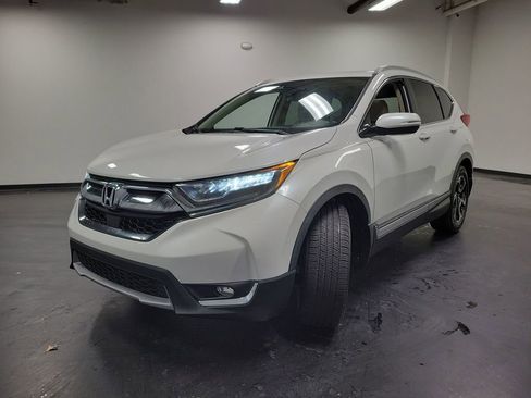 Used 2019 Honda CR-V Touring image 4