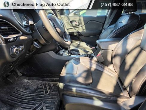 Used 2022 Jeep Cherokee Altitude image 8