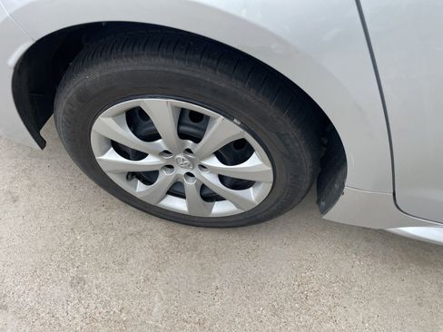 Used 2024 Toyota Corolla LE FWD image 6