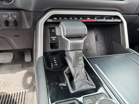 Used 2025 Toyota Tundra Platinum AWD/4WD image 16
