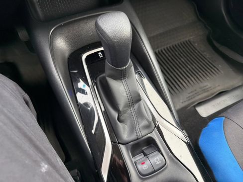 Used 2022 Toyota Corolla LE image 22